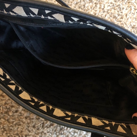 Michael Kors Purse - Picture 3 of 3